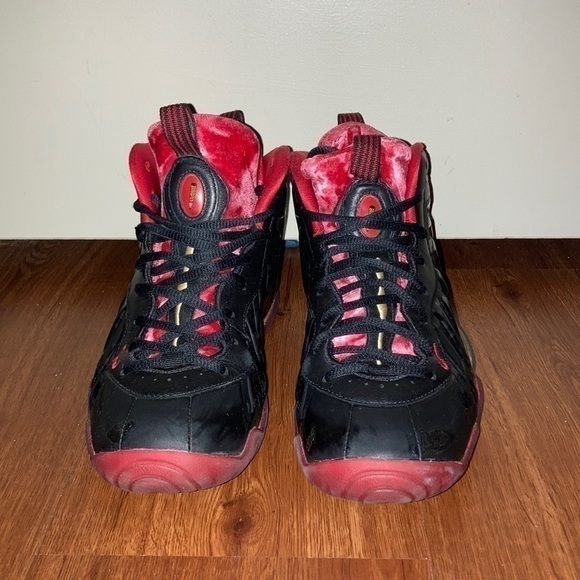 𝅺NIKE Little Posite One QS “Dracula” - Picture 2 of 5